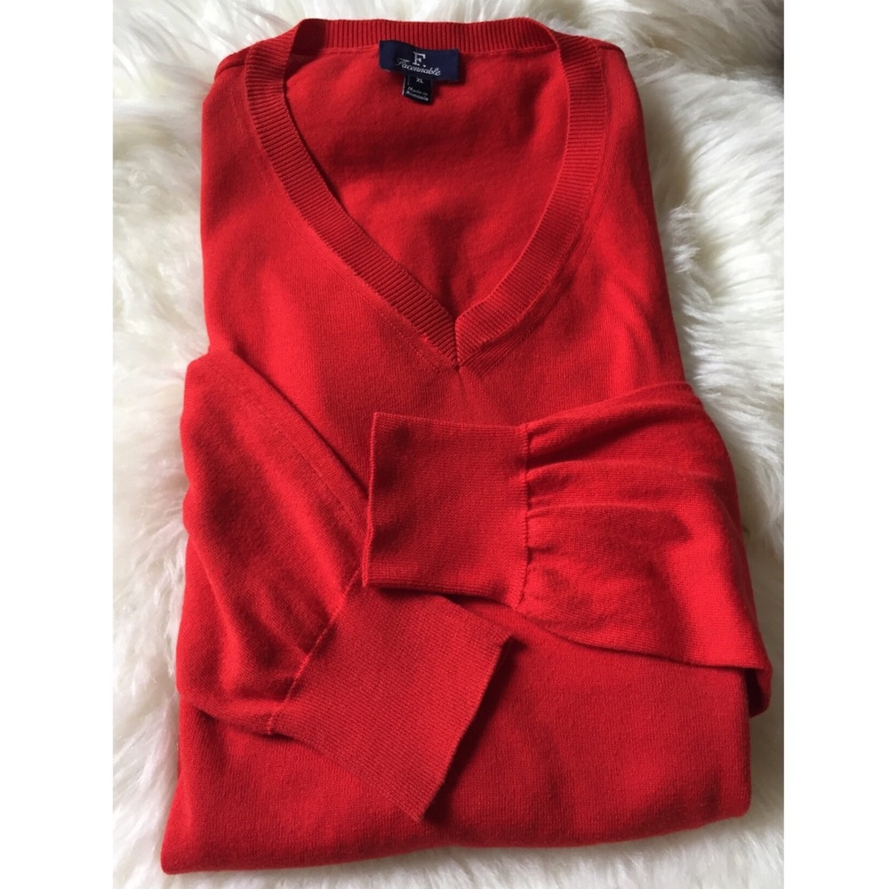 Faconnable Men’s V-Neck Red Sweater